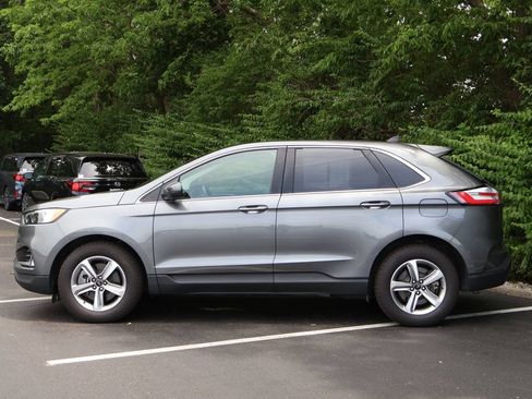 Used 2024 Ford Edge SEL w/ Convenience Package AWD/4WD image 4