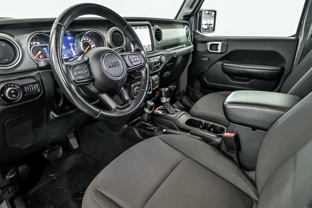 Used 2022 Jeep Gladiator Sport AWD/4WD image 11