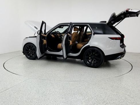 New 2026 Land Rover Range Rover Sport SE image 12