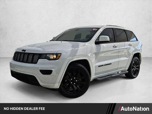 Used 2021 Jeep Grand Cherokee Laredo X AWD/4WD image 1