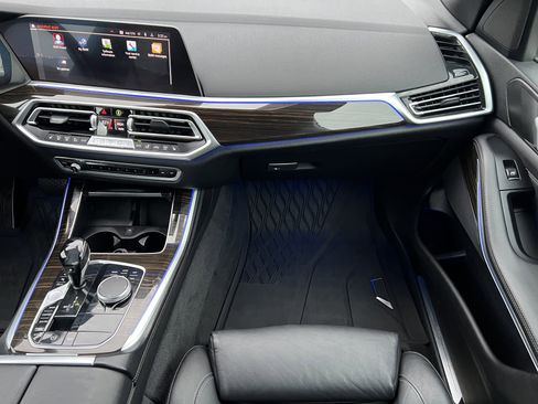 Used 2019 BMW X5 xDrive40i w/ Premium Package image 35