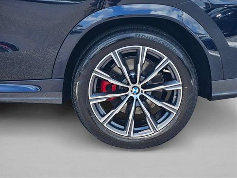 Used 2025 BMW X6 xDrive40i w/ Premium Package AWD/4WD image 25