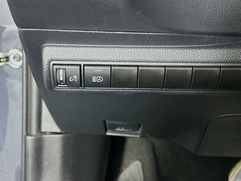 Used 2024 Toyota Corolla LE image 17