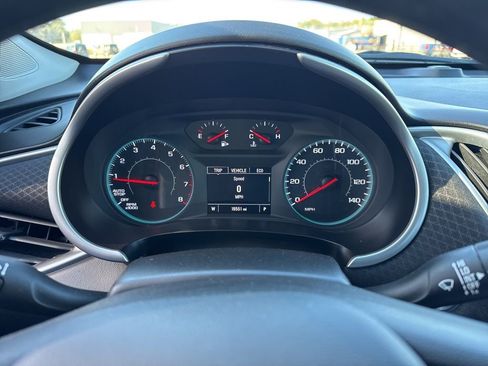 Used 2025 Chevrolet Malibu LT image 19