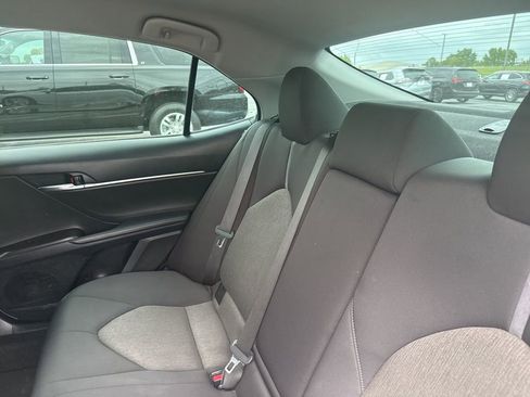 Used 2022 Toyota Camry LE FWD image 6