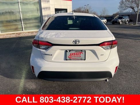 Used 2025 Toyota Corolla LE FWD image 31