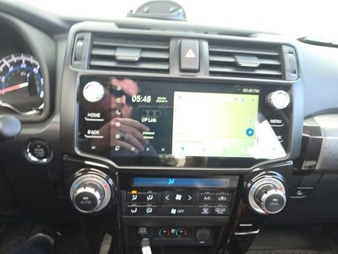 Used 2019 Toyota 4Runner Limited AWD/4WD image 9