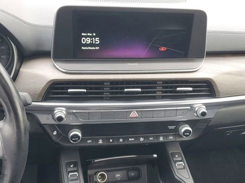 Used 2022 Kia Telluride EX image 16