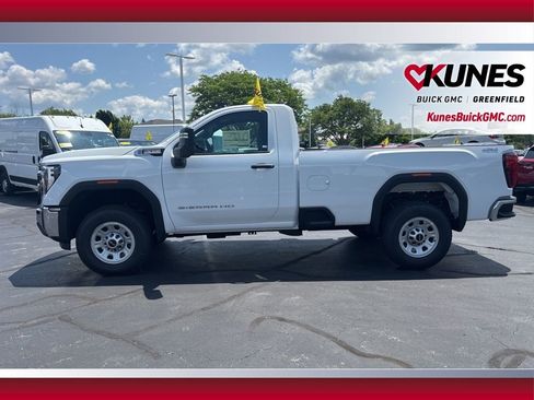 New 2025 GMC Sierra 3500 Pro image 4