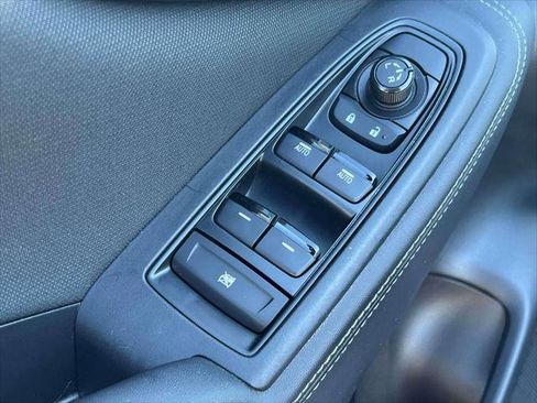 Used 2023 Subaru Forester Premium image 14