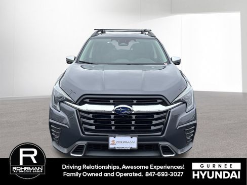 Used 2023 Subaru Ascent Touring AWD/4WD image 3