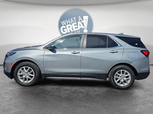 Used 2023 Chevrolet Equinox LT FWD image 7