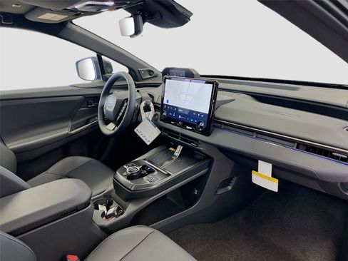 New 2026 Toyota bZ XLE image 32