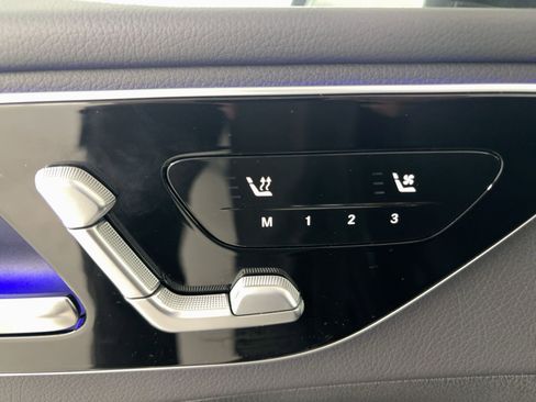 Certified 2025 Mercedes-Benz C 300 Sedan image 22