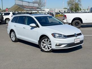 Used 2018 Volkswagen Golf SEL video 2