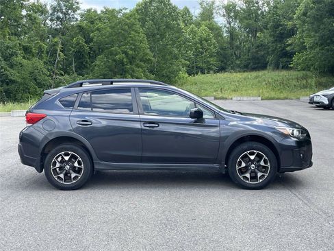 Used 2018 Subaru Crosstrek 2.0i Premium AWD/4WD image 6