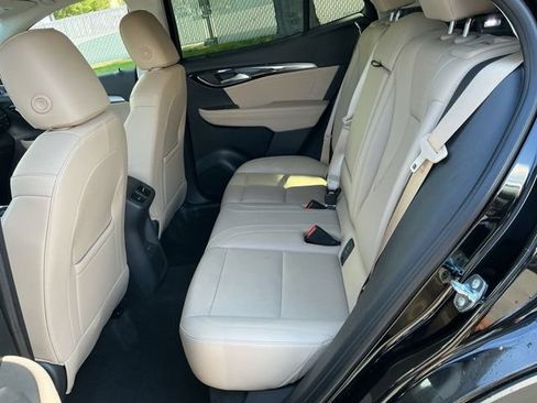 Used 2024 Buick Envision Preferred AWD/4WD image 17