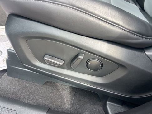 Certified 2023 Ford Explorer XLT w/ Equipment Group 202A image 21