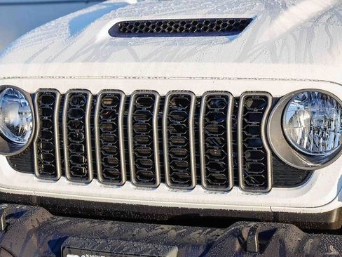 New 2026 Jeep Gladiator Sport image 6