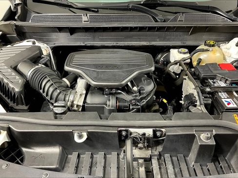 Used 2020 GMC Acadia Denali w/ Technology Package image 31