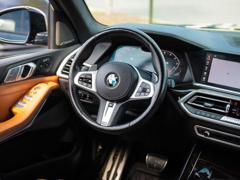 Used 2021 BMW X7 M50i AWD/4WD image 33