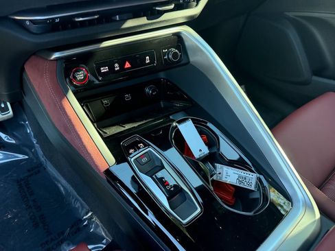 New 2026 Audi SQ5 Premium Plus AWD/4WD image 22