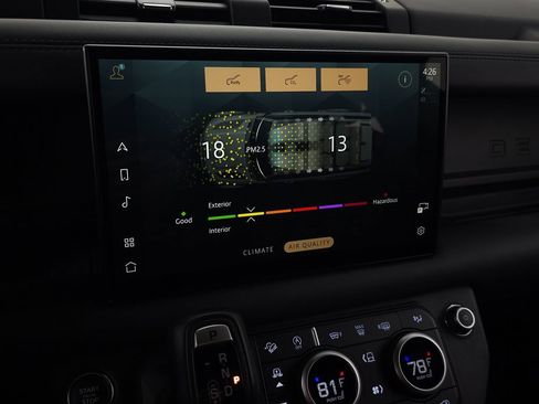 Used 2024 Land Rover Defender 130 X image 34