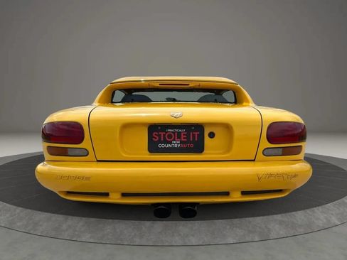 Used 2002 Dodge Viper RT/10 RWD image 4