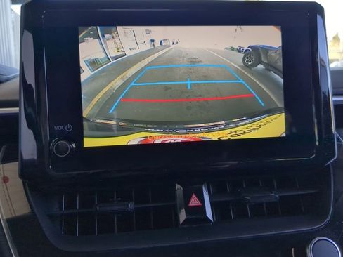 Used 2023 Toyota Corolla LE image 17