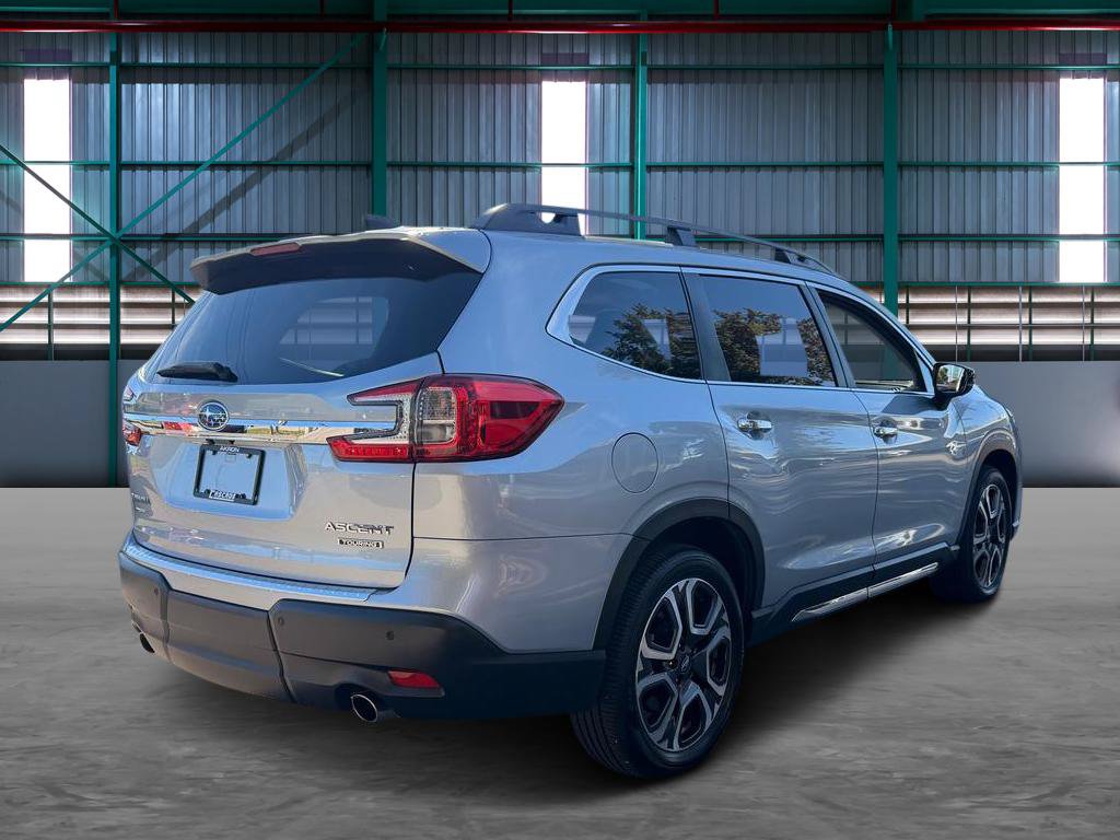 Used 2024 Subaru Ascent Touring AWD/4WD image 5