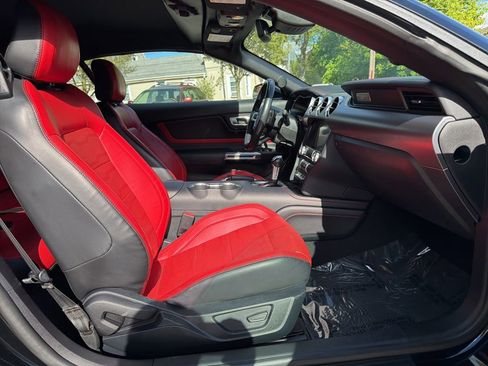 Used 2021 Ford Mustang GT Premium RWD image 21