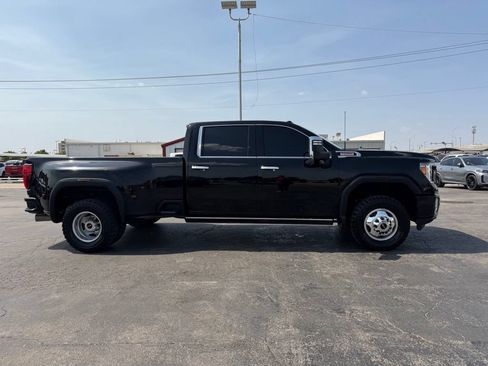 Used 2022 GMC Sierra 3500 Denali AWD/4WD image 4