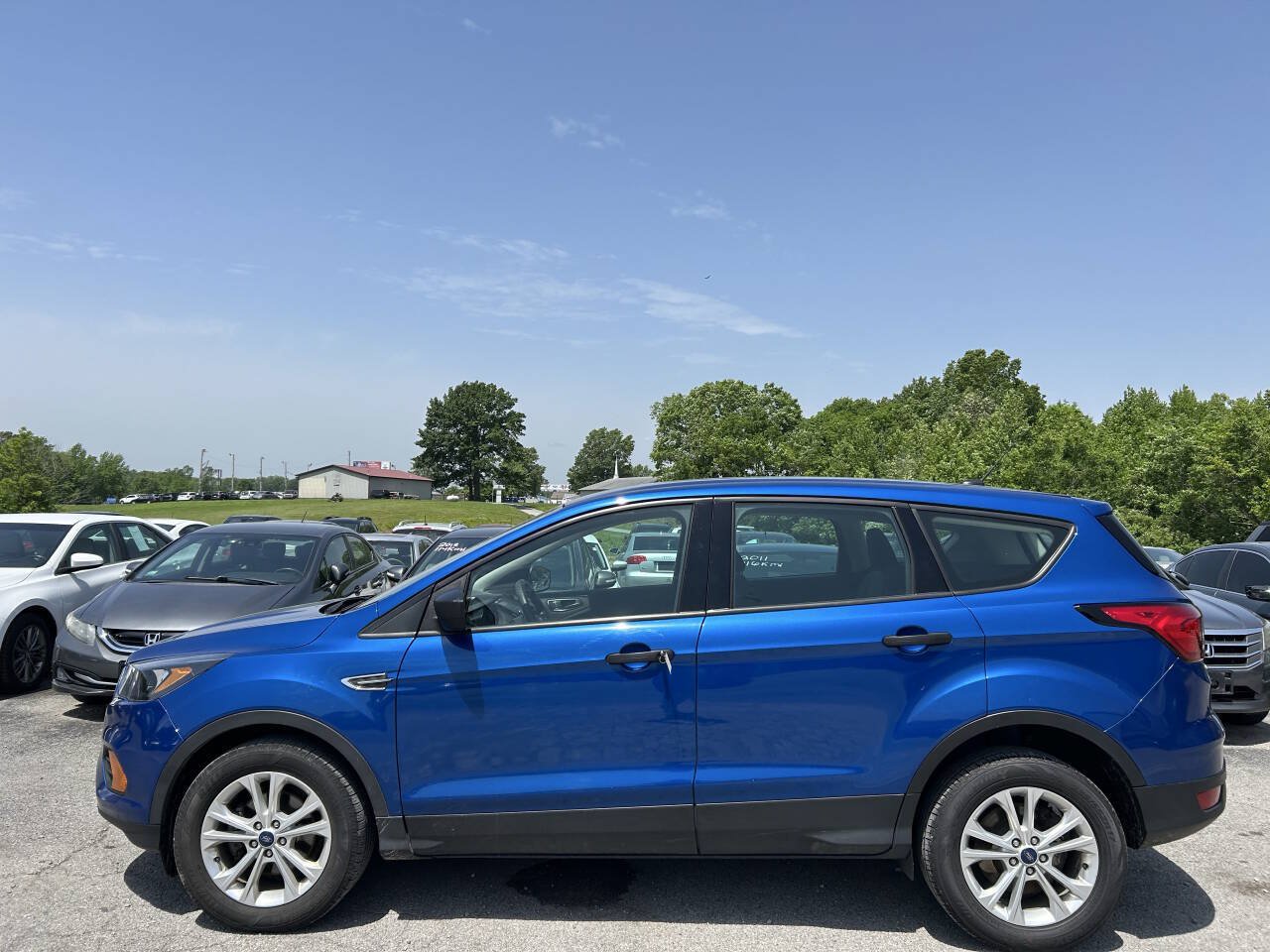 Used 2019 Ford Escape S FWD image 3