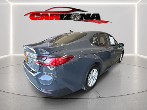 Used 2025 Toyota Camry LE FWD image 6