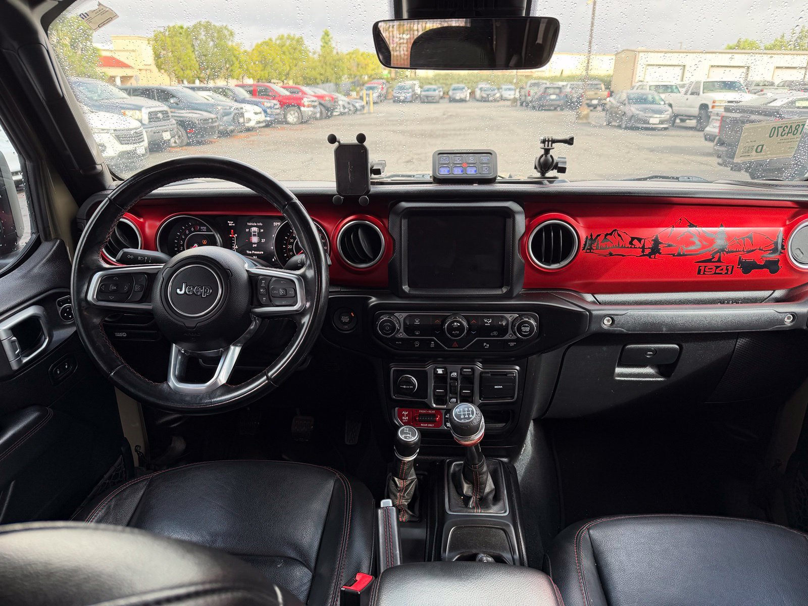 Used 2020 Jeep Gladiator Rubicon AWD/4WD image 4