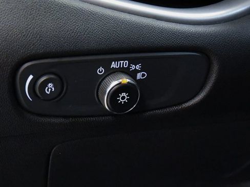 Used 2023 Chevrolet Malibu LT FWD image 29