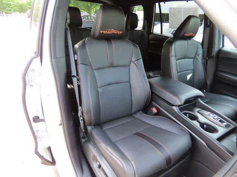 Used 2024 Honda Passport TrailSport image 16