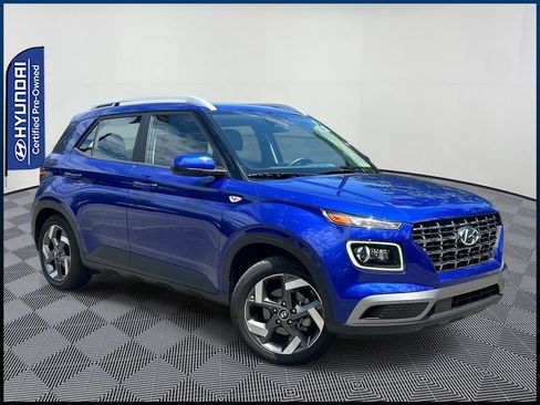 Certified 2025 Hyundai Venue Limited FWD image 1