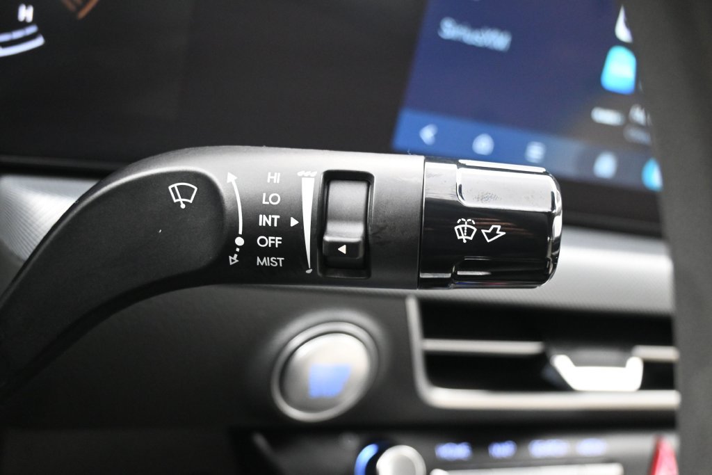 Used 2025 Hyundai Sonata SEL AWD/4WD image 18