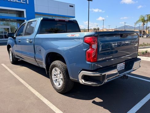 Used 2024 Chevrolet Silverado 1500 LT w/ Convenience Package II image 5
