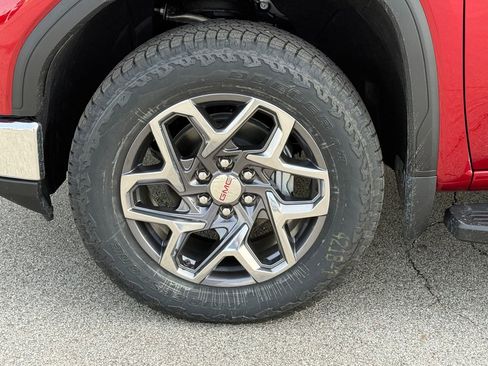 New 2026 GMC Sierra 1500 SLT w/ SLT Premium Package image 10