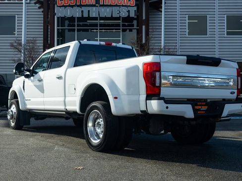Used 2022 Ford F450 Platinum w/ FX4 Off-Road Package image 6