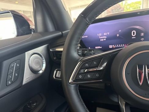 Used 2026 Buick Enclave Avenir w/ Super Cruise Package AWD/4WD image 44