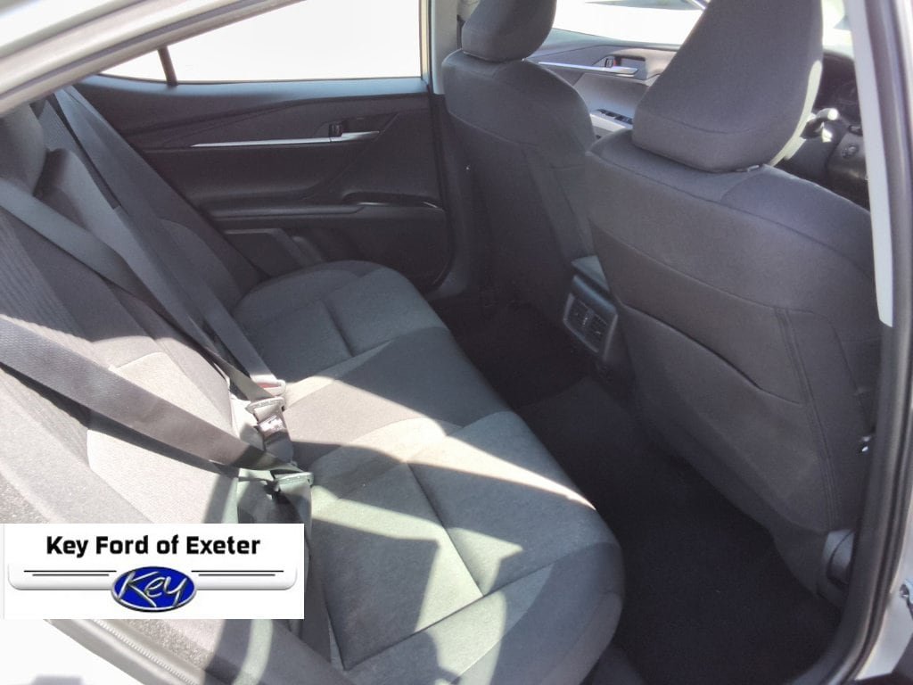 Used 2025 Toyota Camry LE FWD image 18