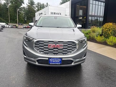 Used 2018 GMC Terrain Denali w/ LPO, 'HIT The Road' Package AWD/4WD image 2
