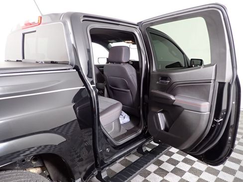 Used 2026 Chevrolet Colorado Z71 AWD/4WD image 33