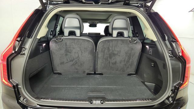 New 2026 Volvo XC90 T8 Plus w/ Protection Package AWD/4WD image 40
