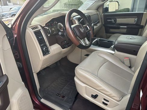 Used 2018 RAM 2500 Laramie w/ Convenience Group image 10