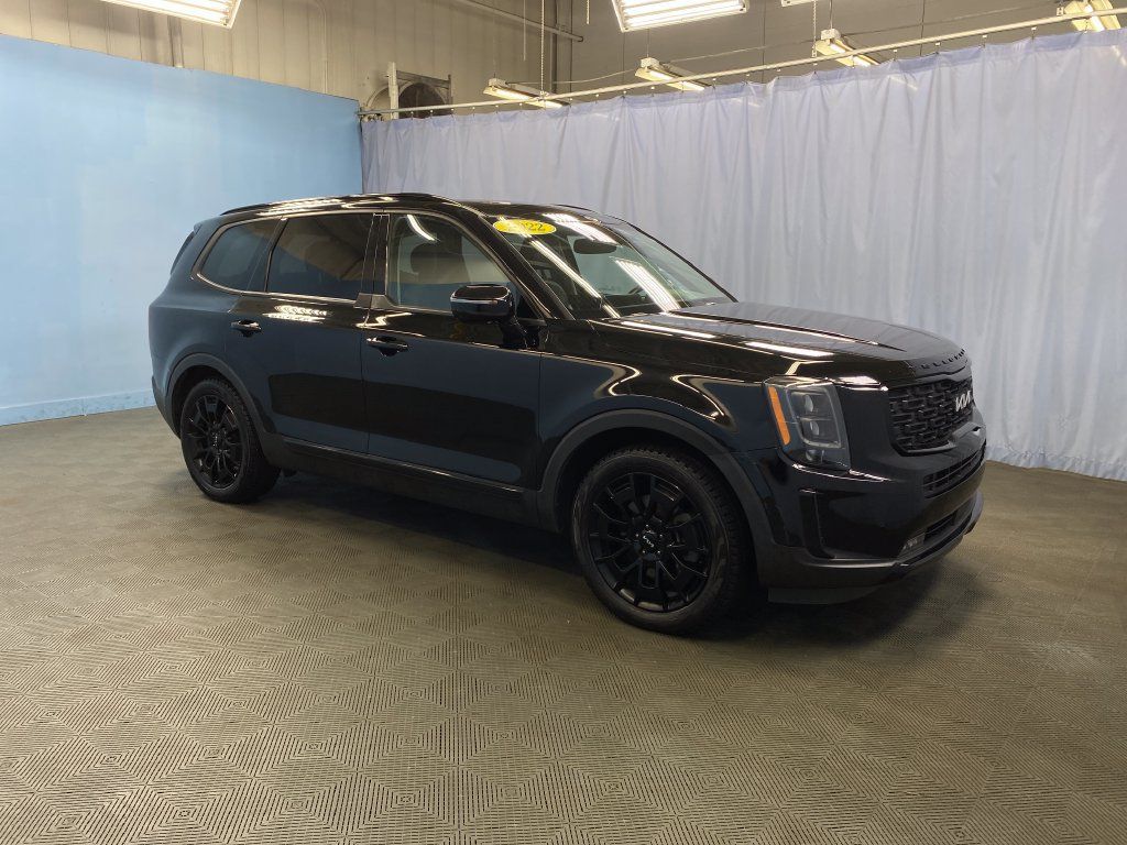 Used 2022 Kia Telluride SX w/ Nightfall Edition Package AWD/4WD image 7