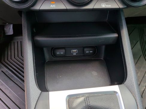Used 2022 Kia Forte LXS FWD image 25